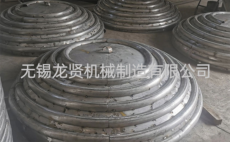 龍賢：各種規格不銹鋼封頭盤管加工